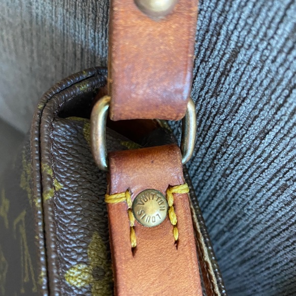 Vintage Louis Vuitton Shoulder/Crossbody Bag 100% Authentic - Picture 8 of 13